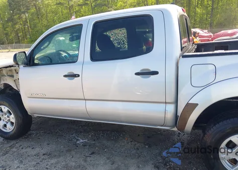 2012 Toyota Tacoma Prerunner V6 z USA, uszkodzony, nr VIN 3TMJU4GN2CM126797